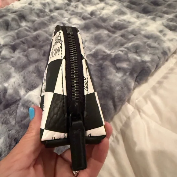 MCM checkered cosmetic pouch 150th anniversary aren bag exclusive ex cond - Picture 3 of 8